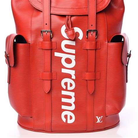 Louis Vuitton x Supreme Epi Christopher PM .